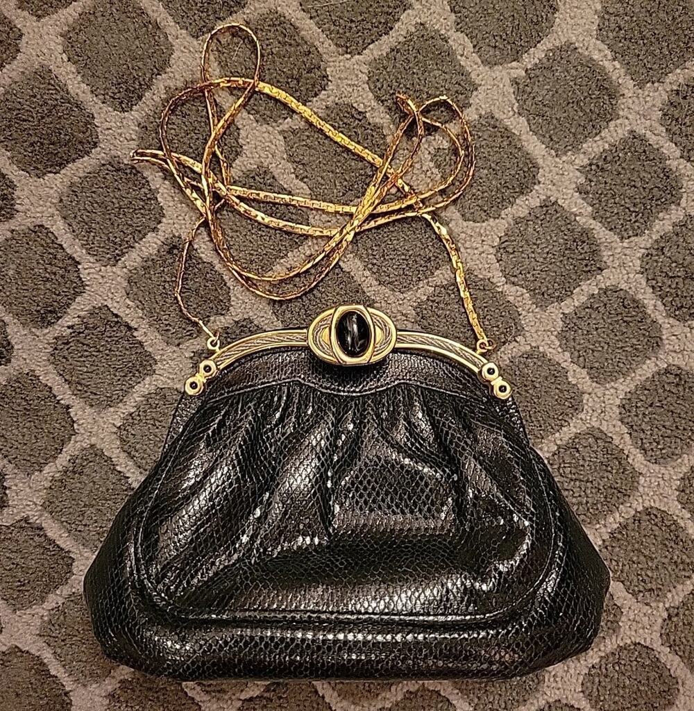 Vintage Finesse La Model Snakeskin Leather Black Purse with Gold Shoulder Strap